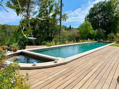 Image de Leader Pool Diffusion - Fabricant de piscines en béton armé monobloc