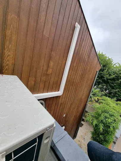 Image de LESINSTALLATEURS .FR - Borne de recharge - Pompe à chaleur - Climatisation - Photovoltaïques - Ventilation